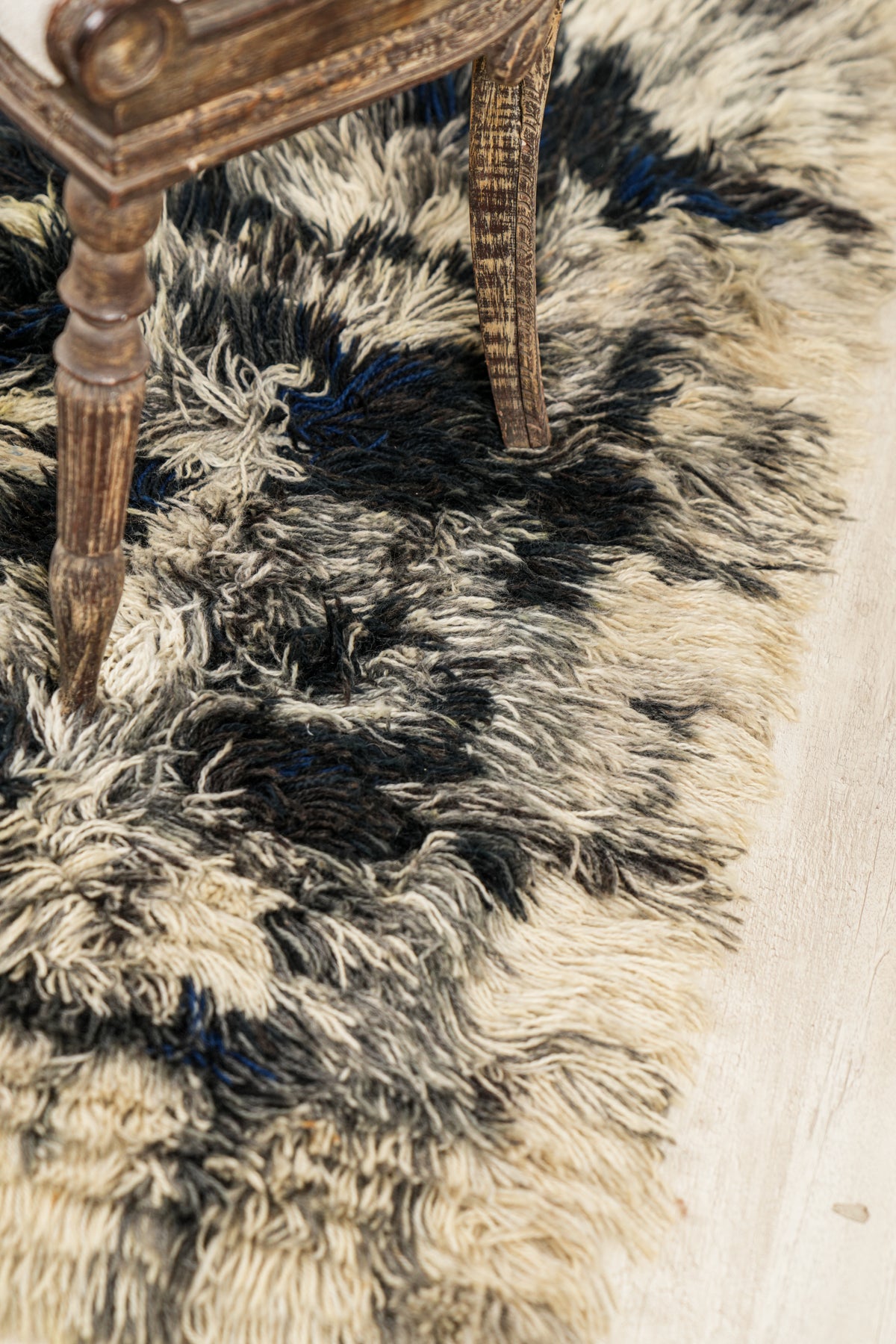 Vintage Scandinavian Rya Rug 4'5" x 2'7"