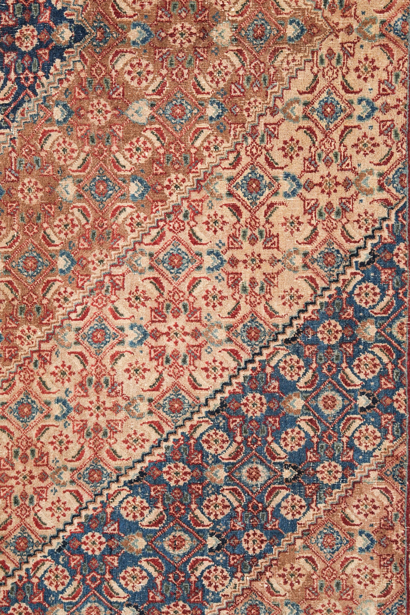 Riche 11'8" x 8'8"
