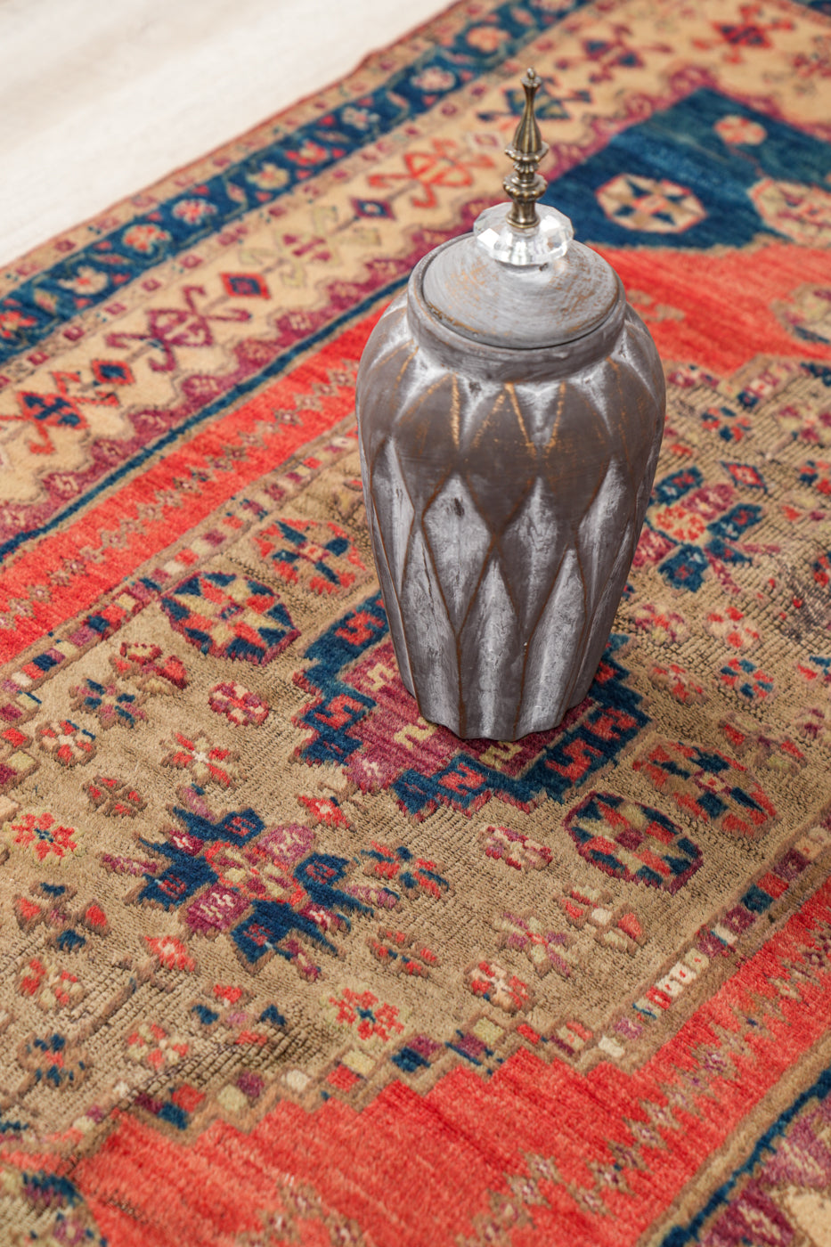Antique Turkish Taspinar Rug 5'6" x 3'8"