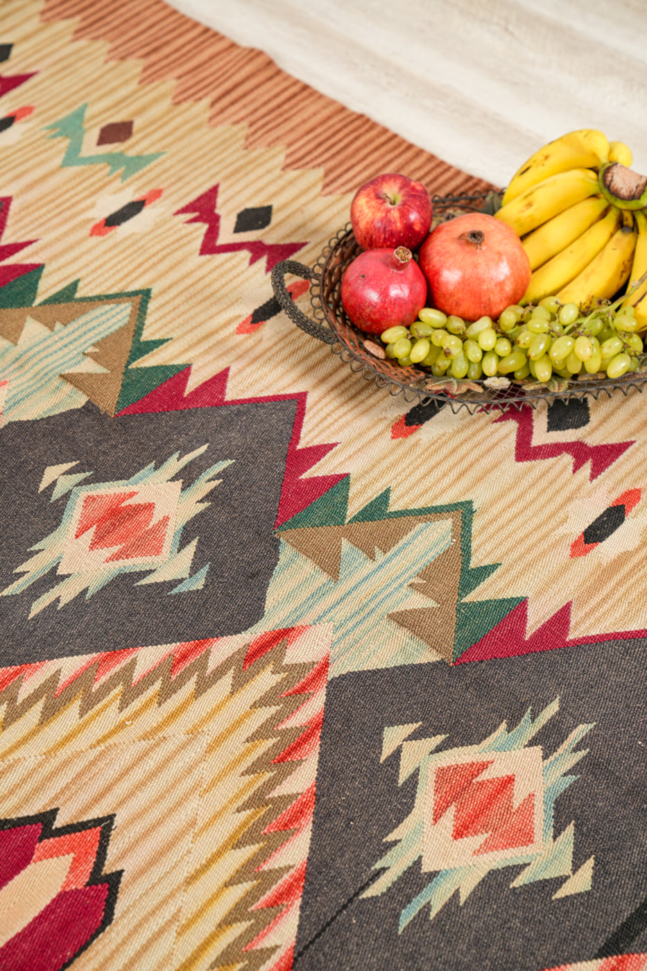 Vintage Polish Kilim 8'7" x 6'7"