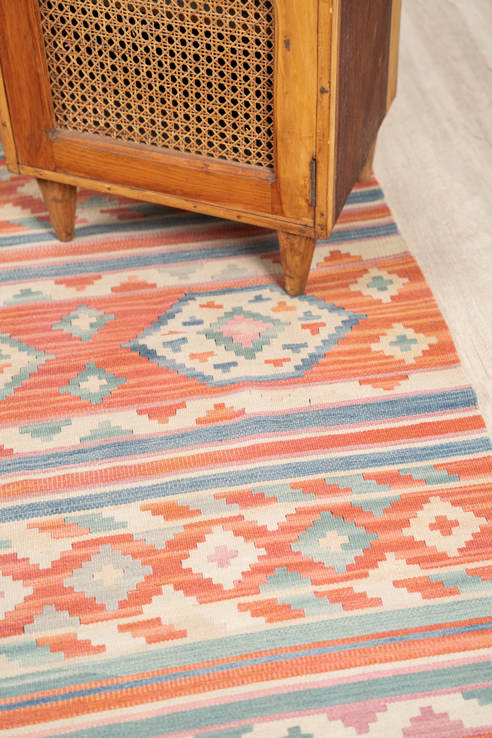 Vintage Turkish Wool Kilim 6'x 4'