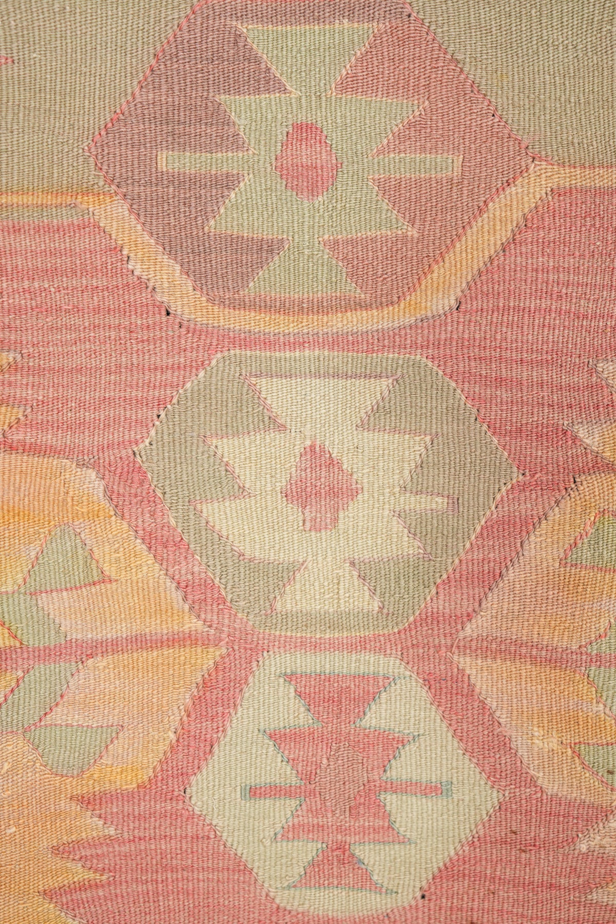 Vintage Balkan Kilim 6' x 4'8"