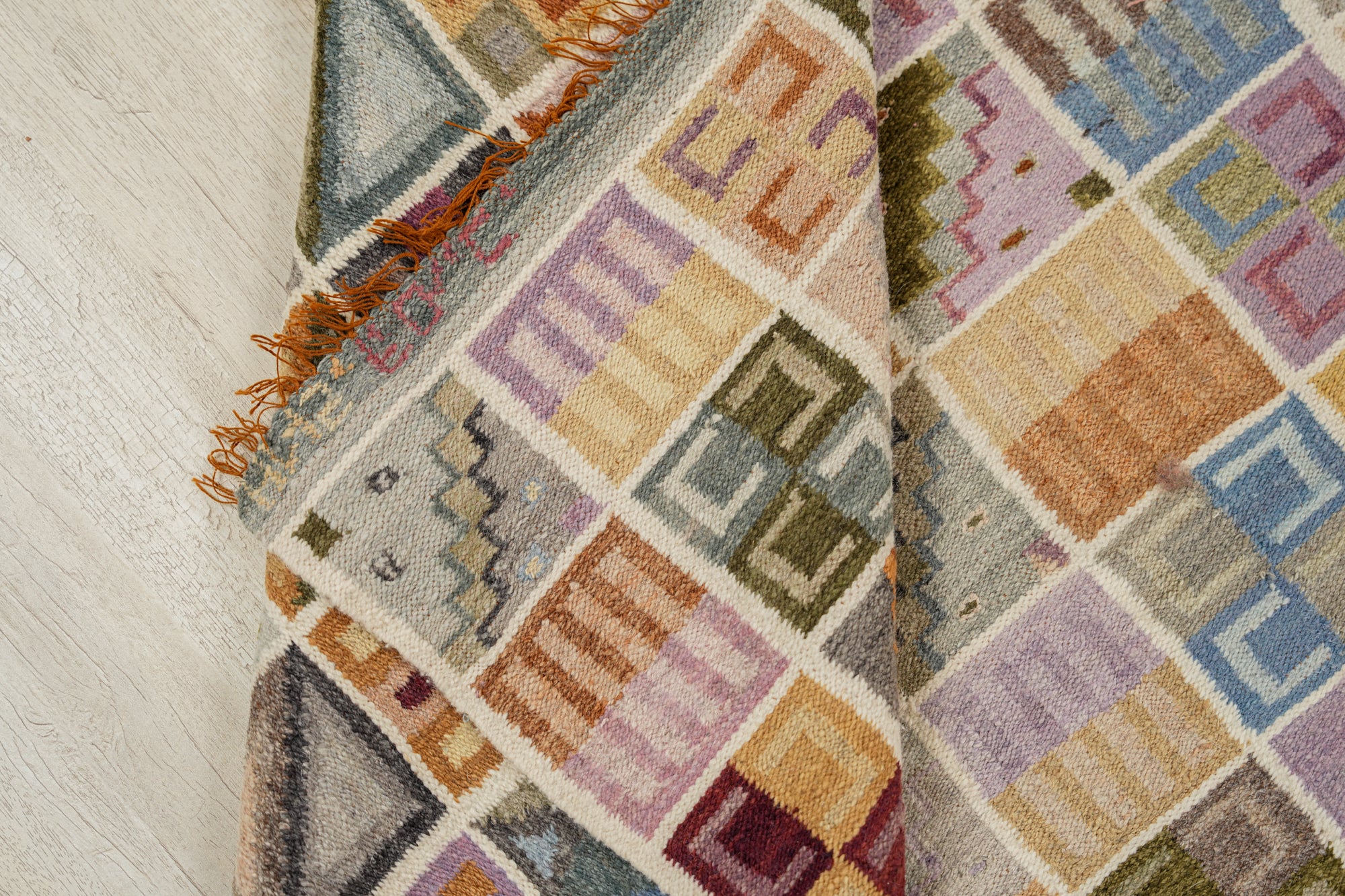 Vintage Peruvian Kilim 4'10" x 3'10"