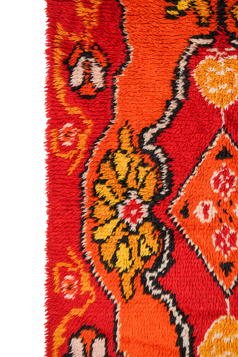 Vintage Moroccan Berber rug 7'1" x 3'8"