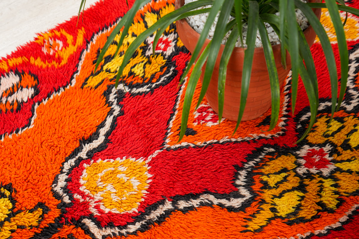 Vintage Moroccan Berber rug 7'1" x 3'8"