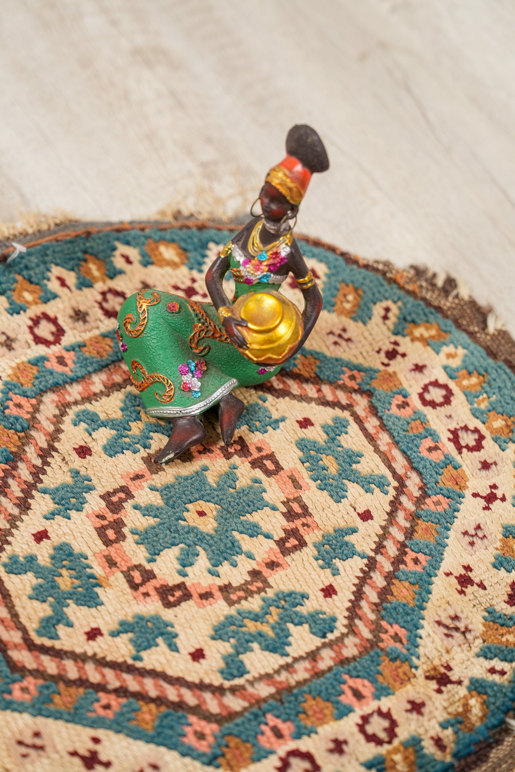 Antique Anatolian Round silk Table Rug 1'2" x 1'2"