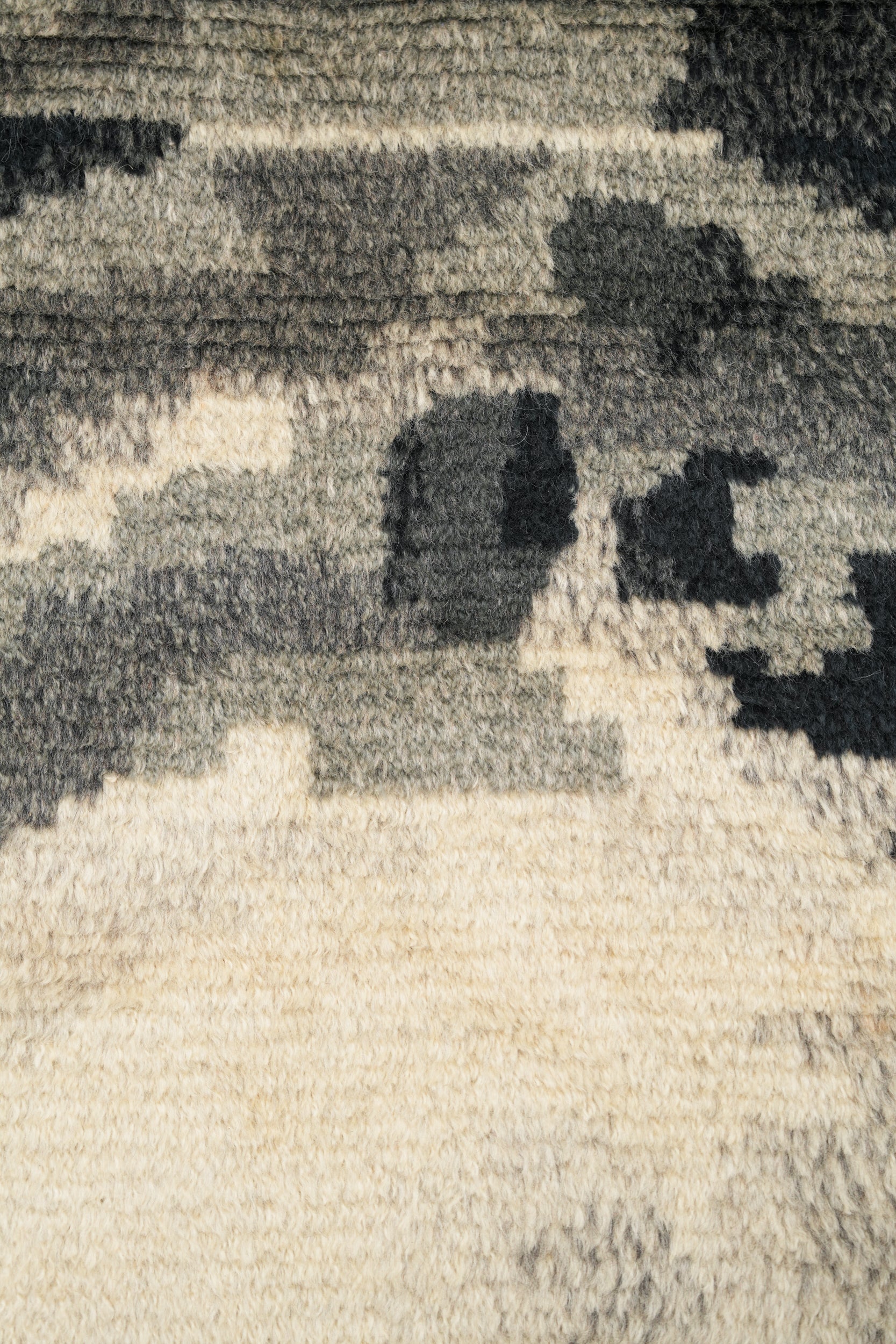 Vintage Scandinavian Rya Rug 6'8" X 4'10"