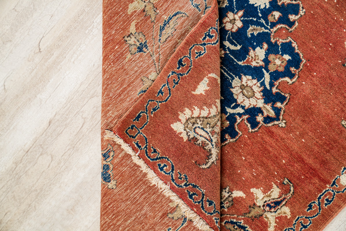 Traditional Persian Design Wool Rug