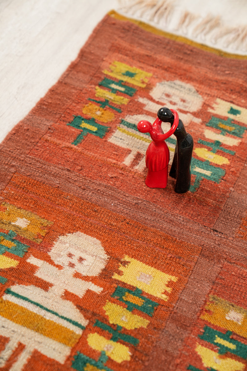 Vintage Polish DOLL Tapestry 3'1" x 2'7"