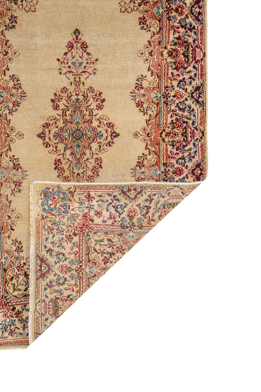 vintage oriental rug 5' x 3'