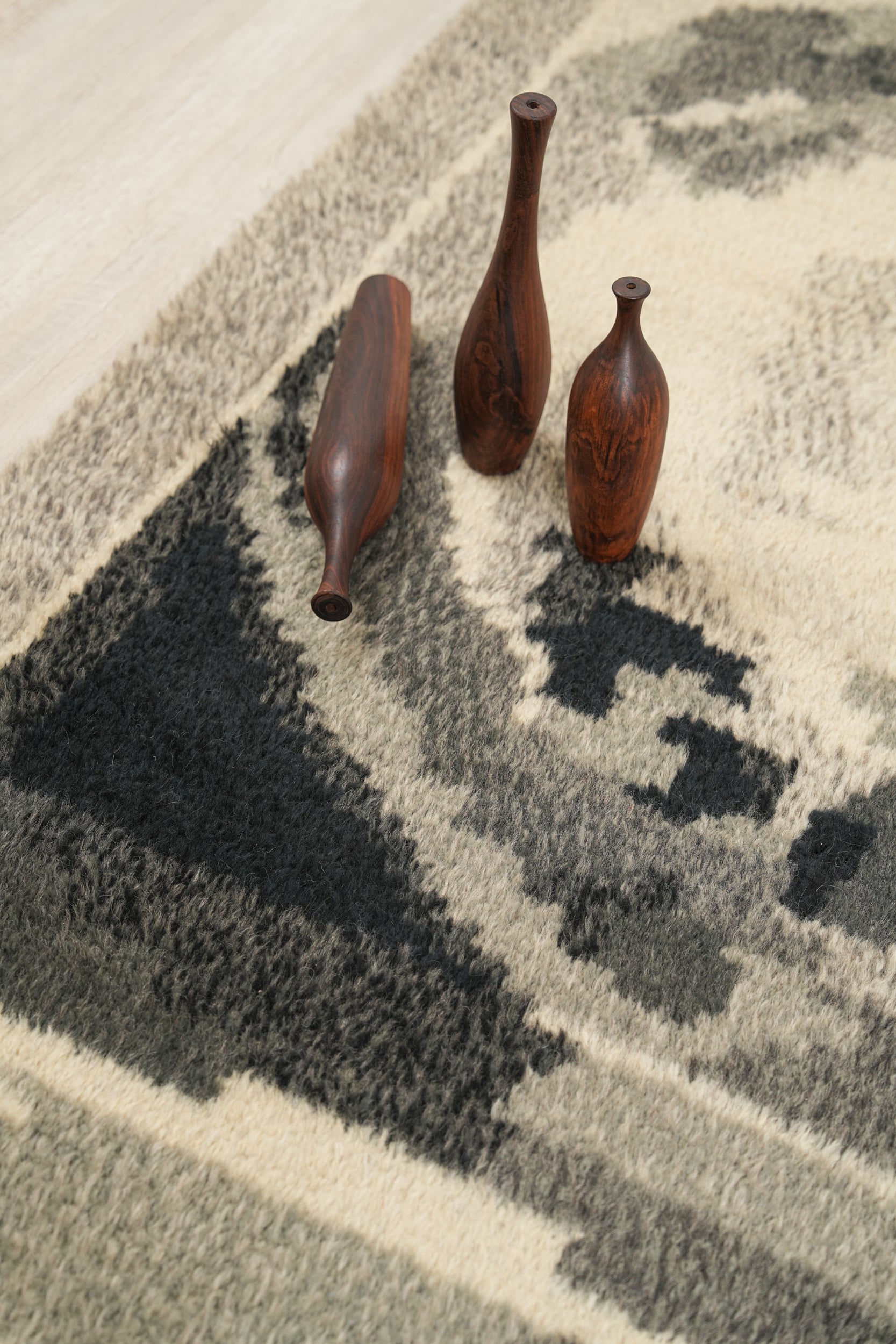 Vintage Scandinavian Rya Rug 6'8" X 4'10"