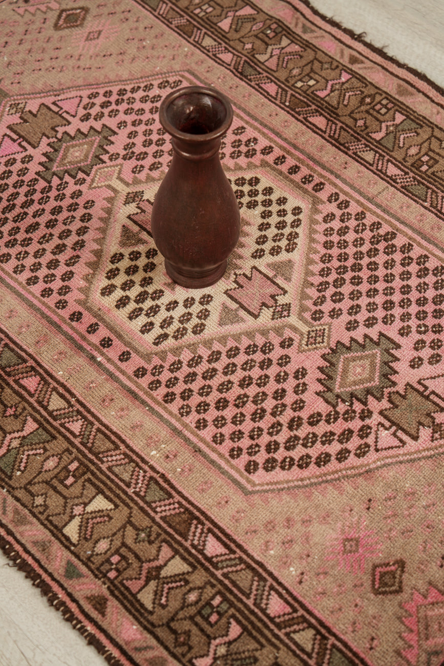 VINTAGE TURKISH RUG 4'9" x 3'4"