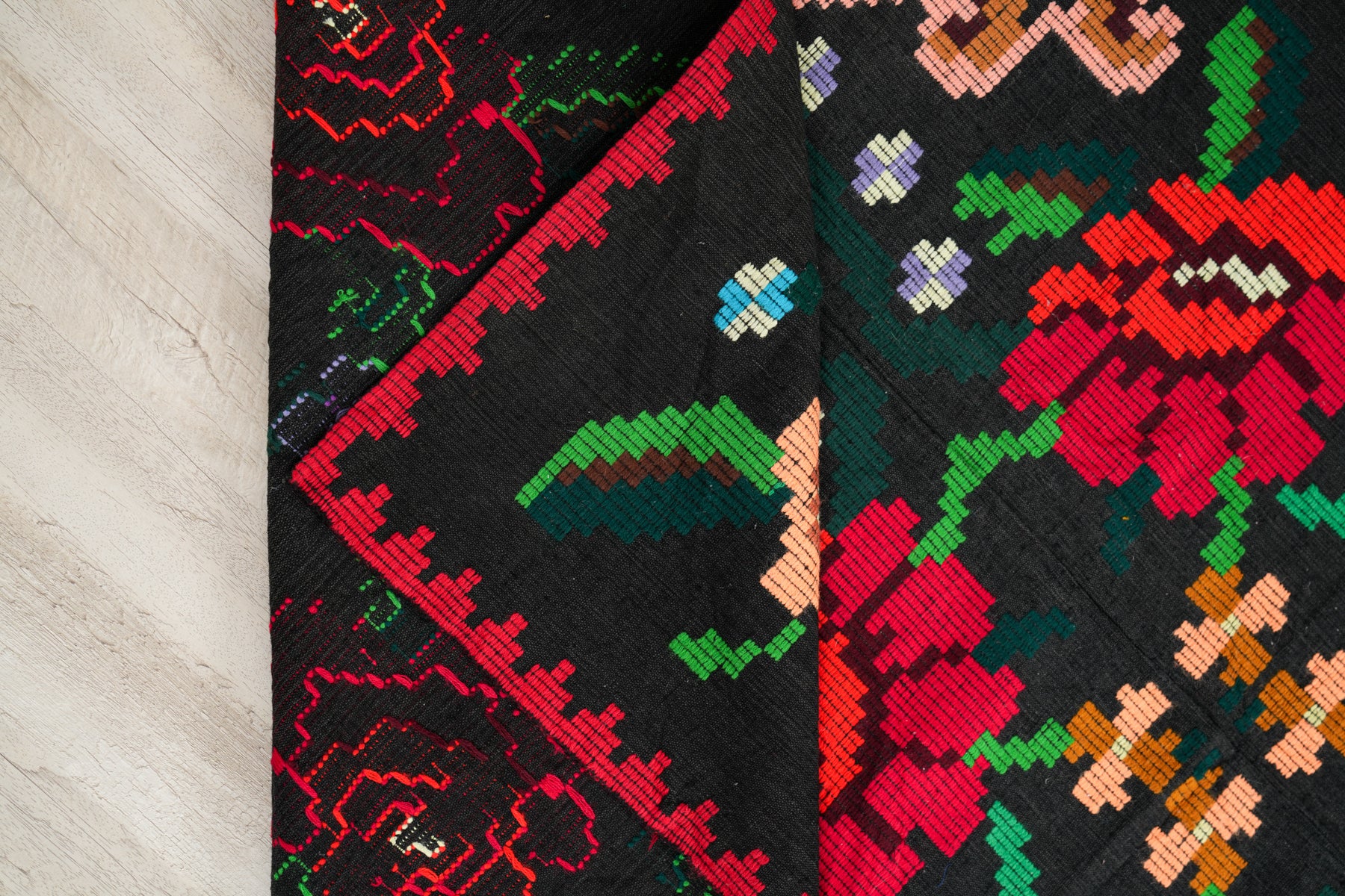 Vintage Romanian Kilim 6'7" x 5'1"
