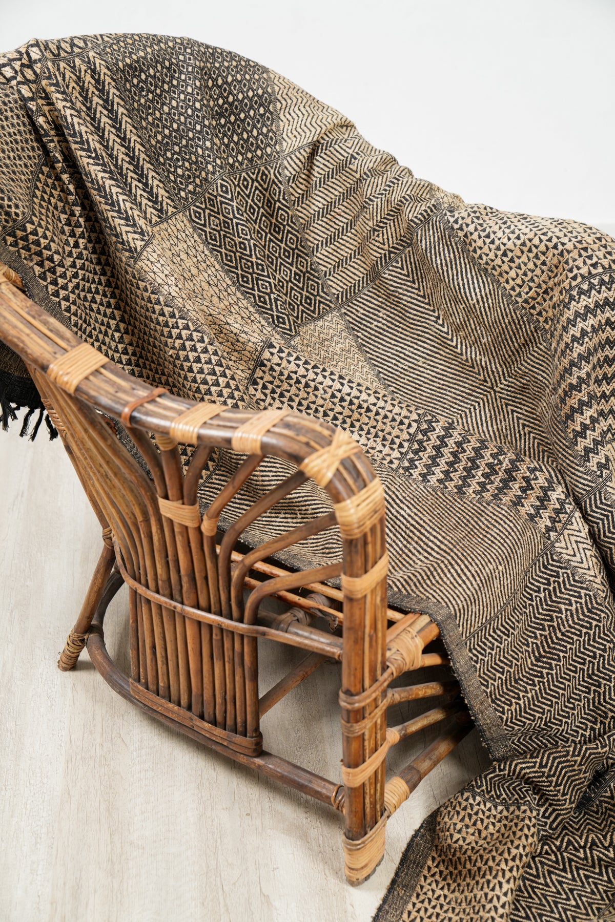 Vintage Indian Hand loom Textile 8'6" x 5'1"