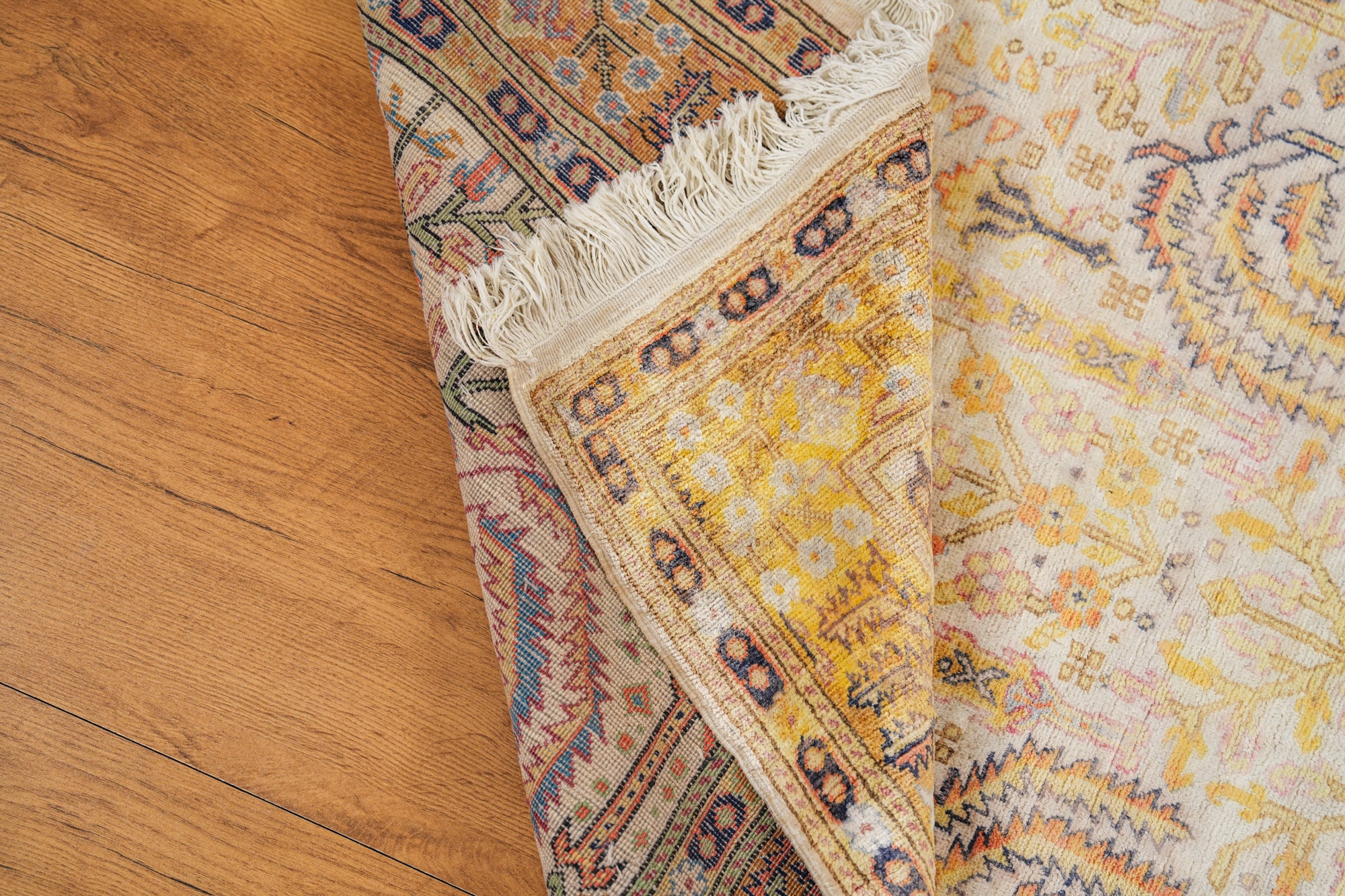 Vintage Turkish Keyseri Silk Rug 5'9" x 4'