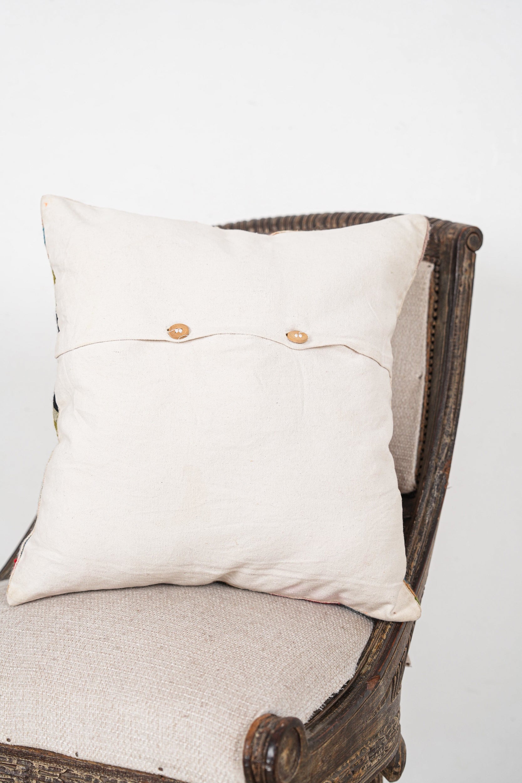 Vintage Kashmiri Chain stitch cushion 1'6" x 1'5"