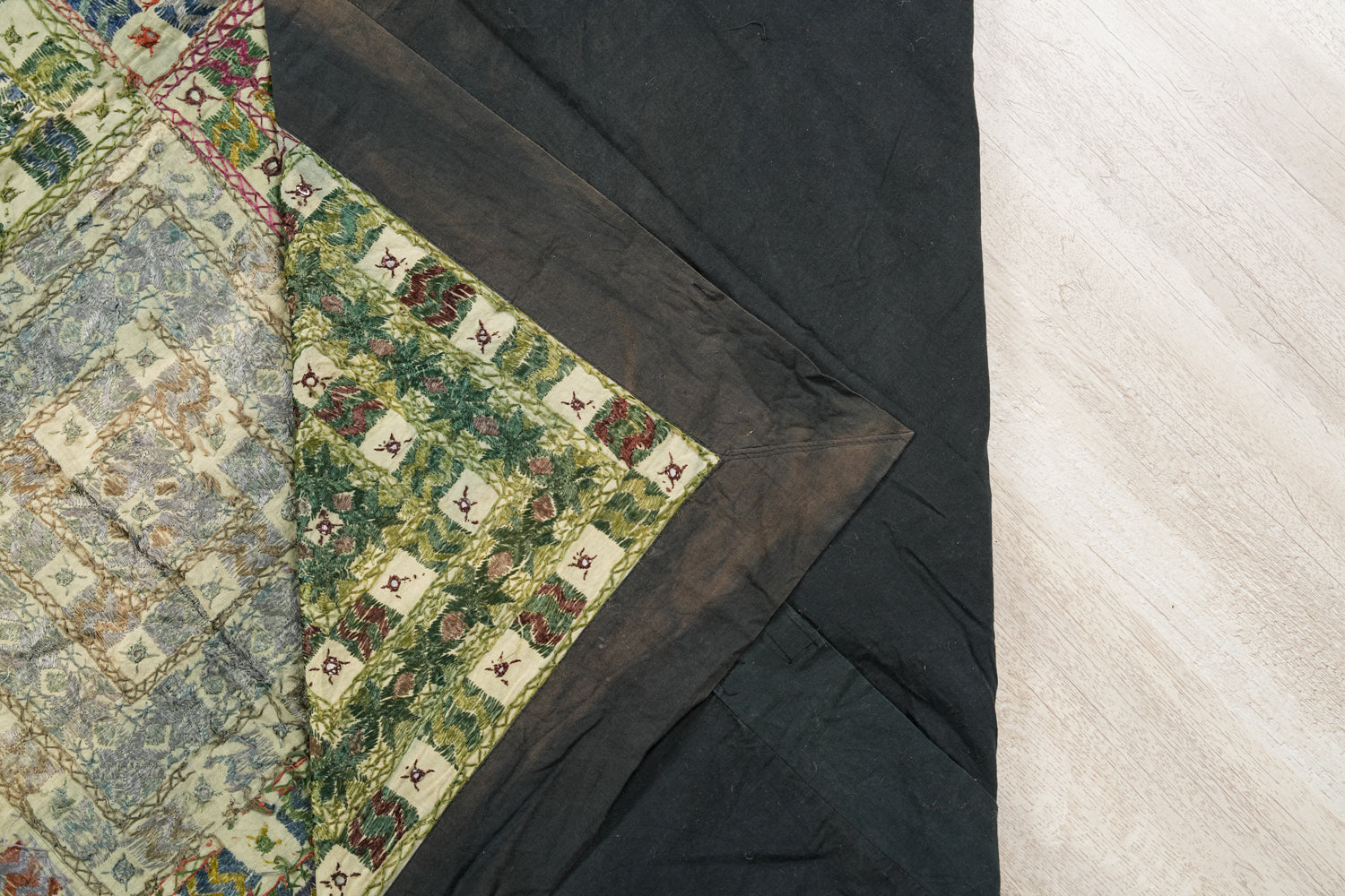Vintage Indian Rajasthani Textile 7'10" x 6'7"