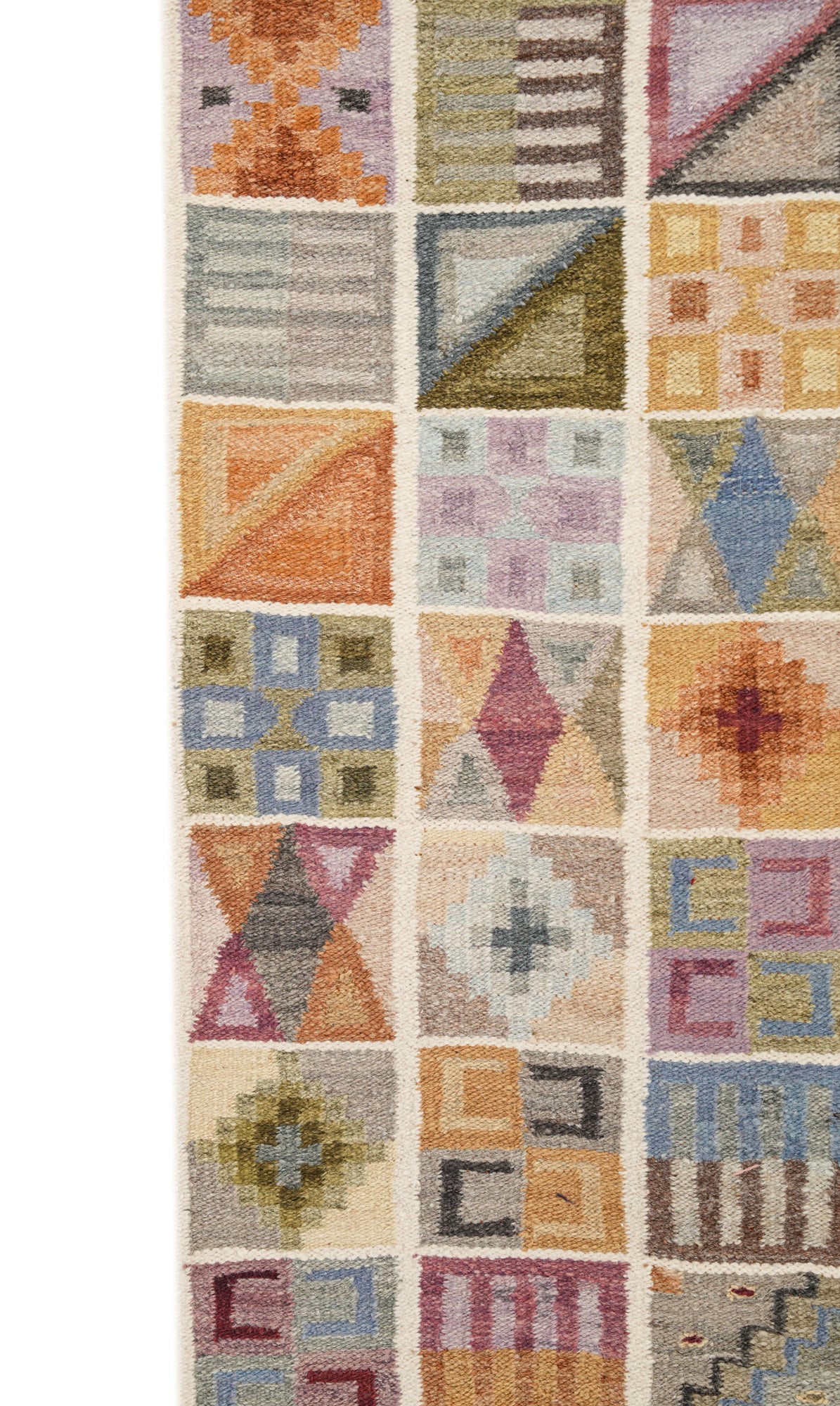 Vintage Peruvian Kilim 4'10" x 3'10"
