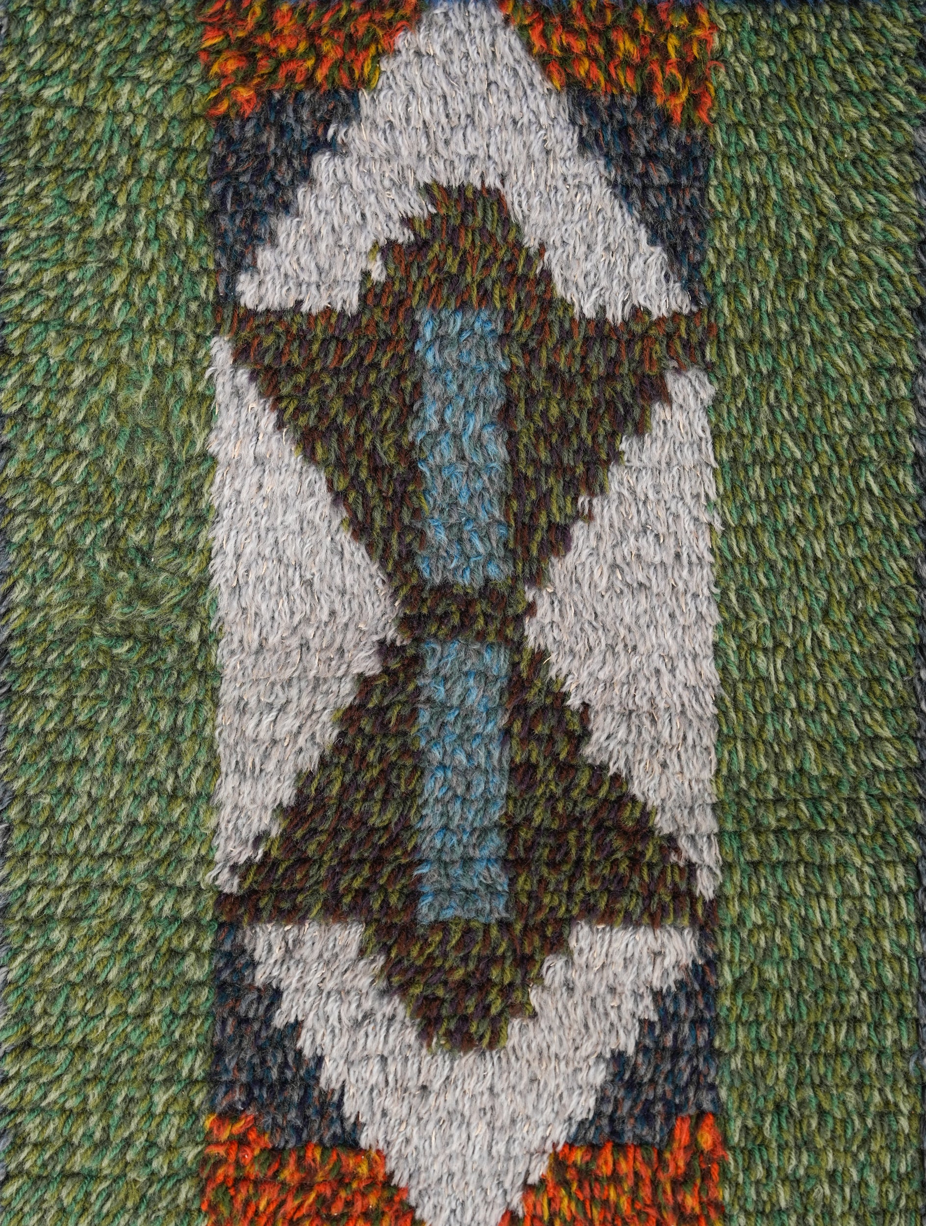 Vintage Scandinavian Rya Rug 3'5" x 1'10"