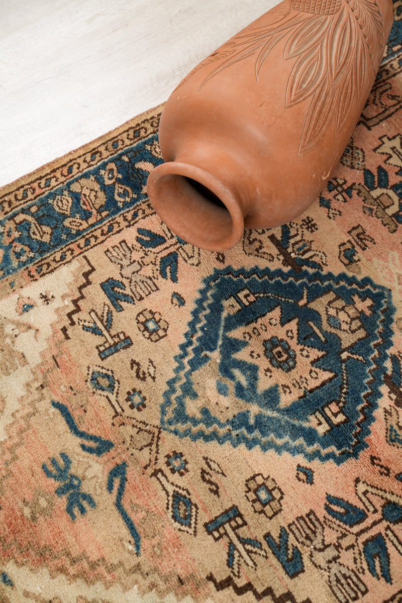 Traditional persian Oriental Carpet