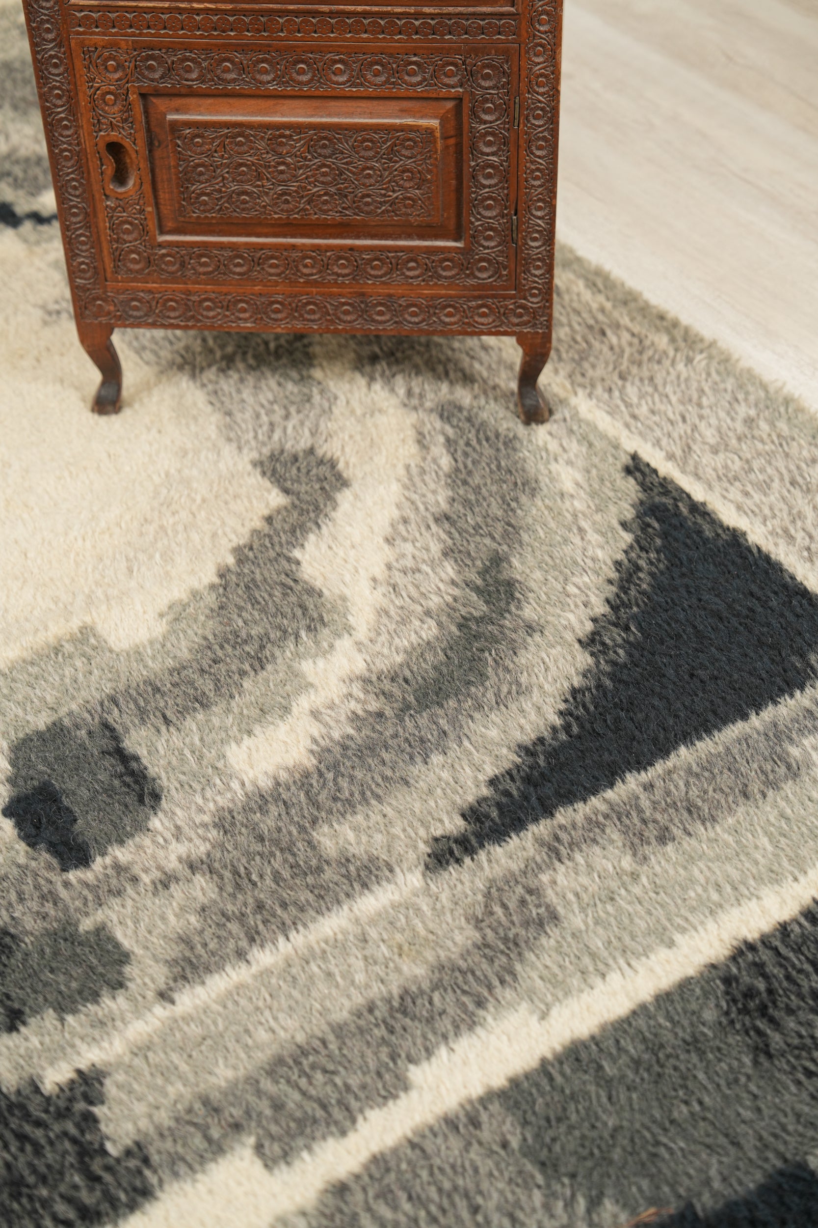 Vintage Scandinavian Rya Rug 6'8" X 4'10"