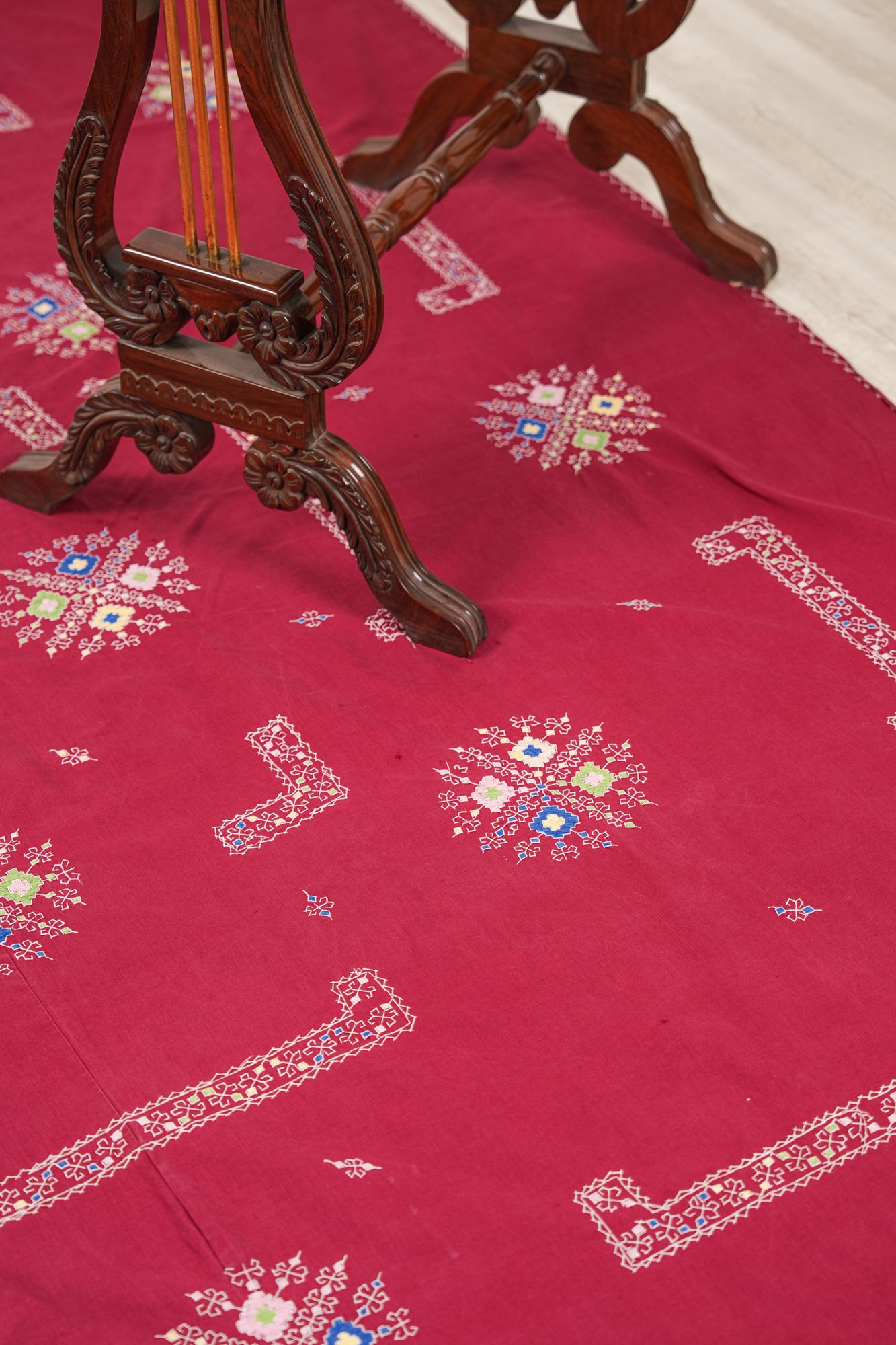 Vintage kasuti  Embroidered Textile 7'9" x 6'5"