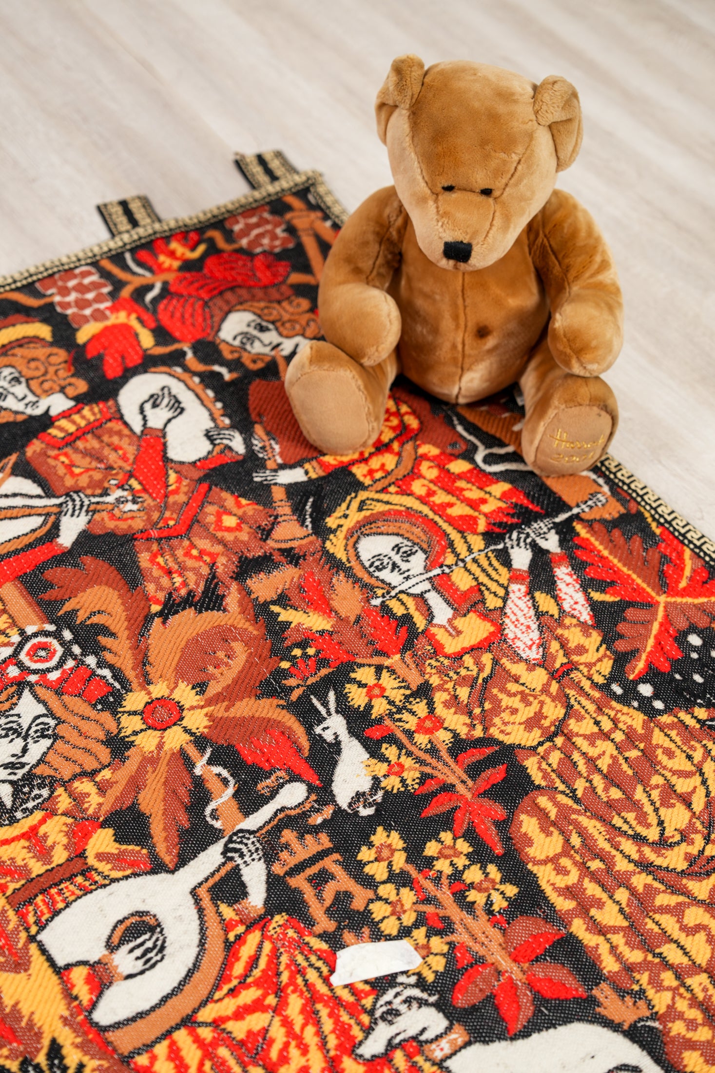 Vintage Spanish Tapestry 3'6" x 2'10" (Fernandez Angulo)