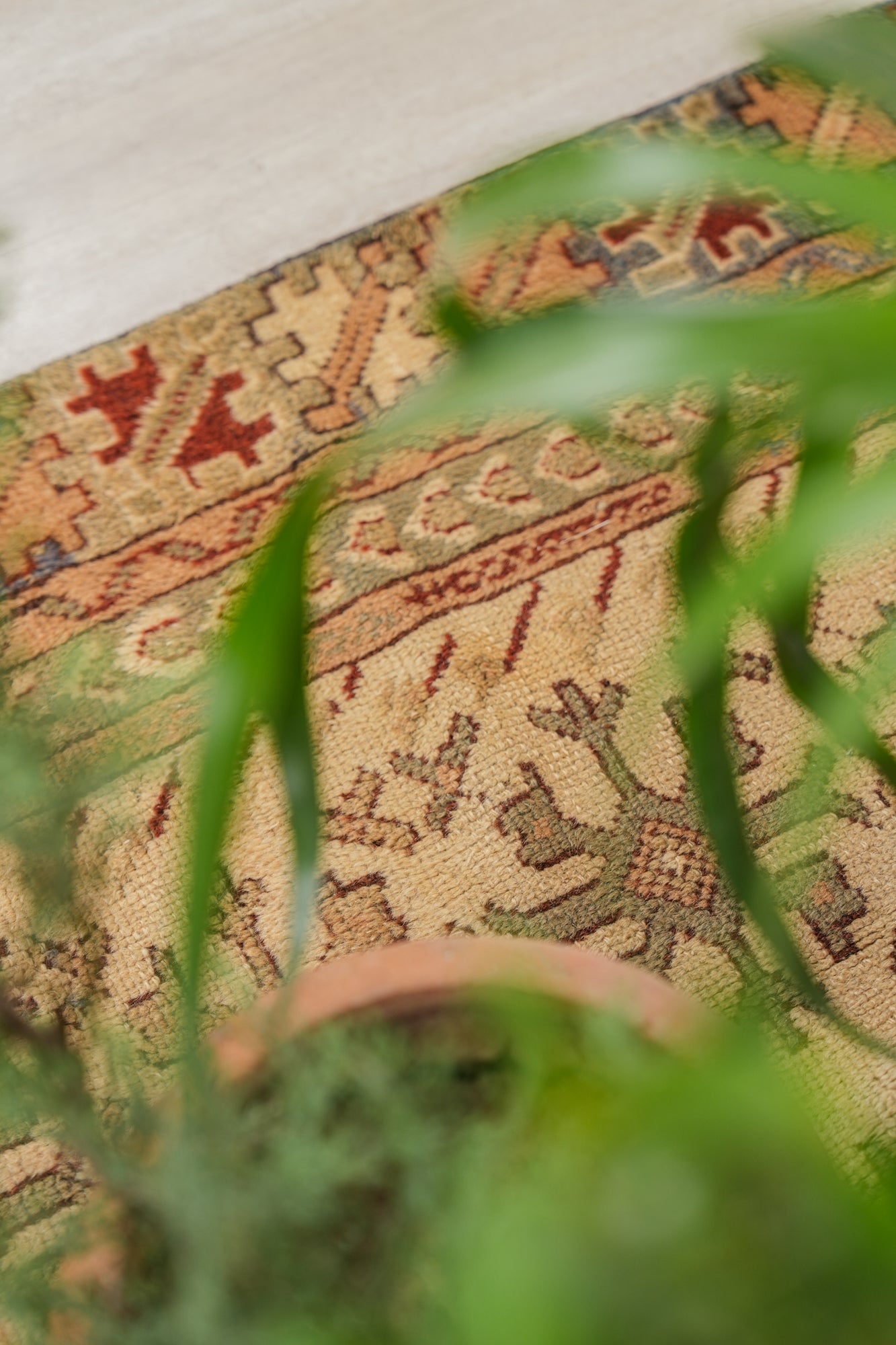 VINTAGE MOROCCAN RUG 6'7" x 3'7"