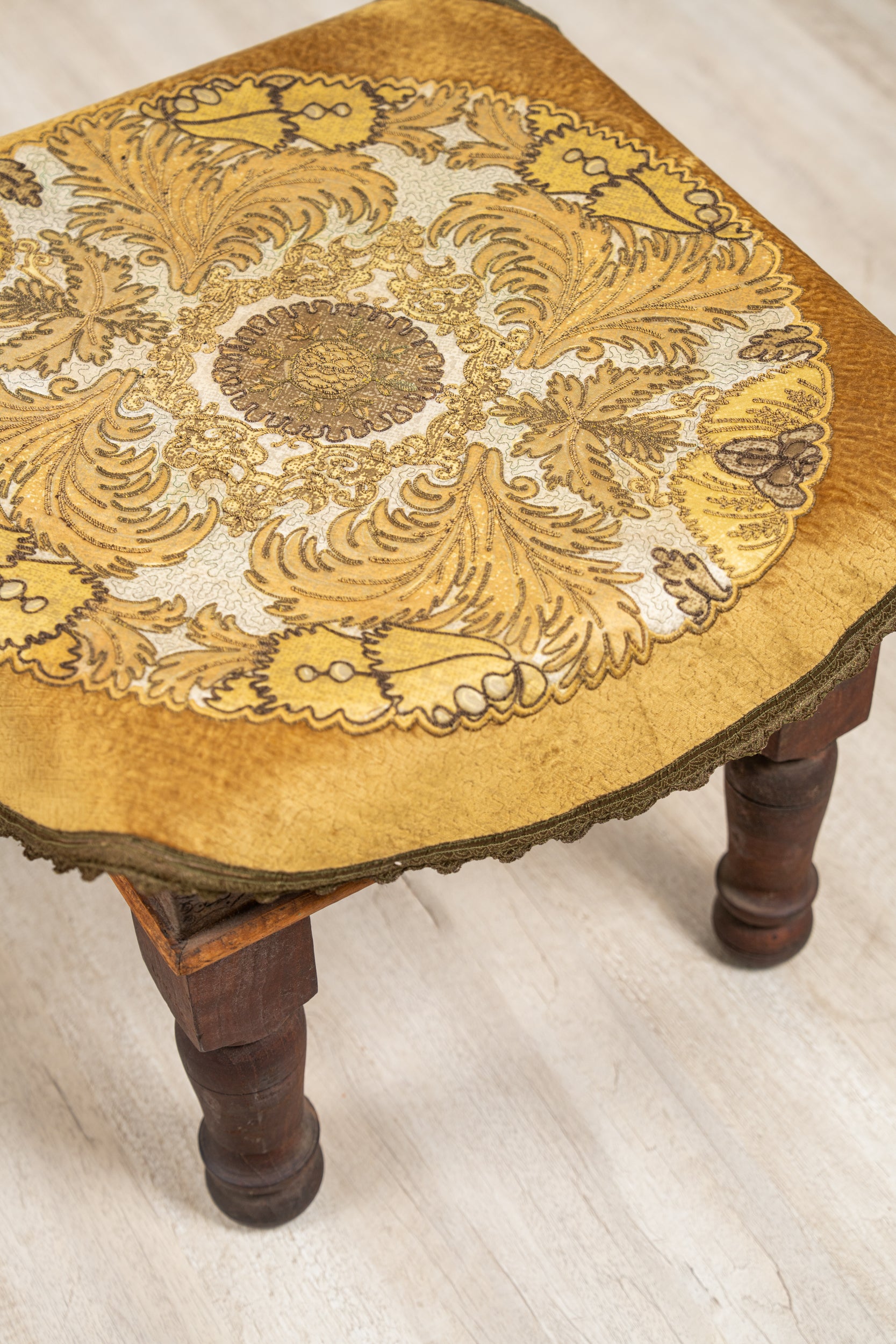 VINTAGE Belgian Doily Embroidery 2'4" X 2'4"