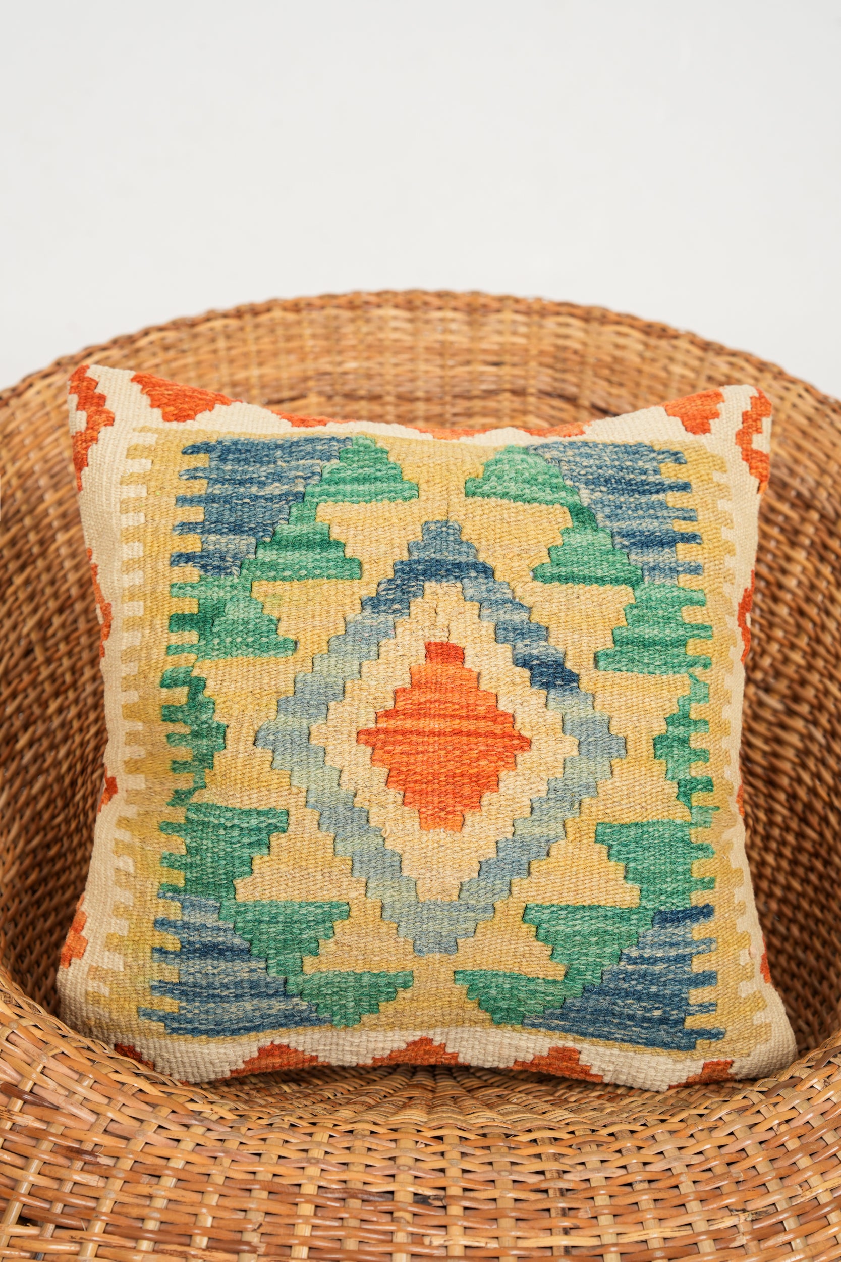 decorative kilim cushion cover 1'5" x 1'5"