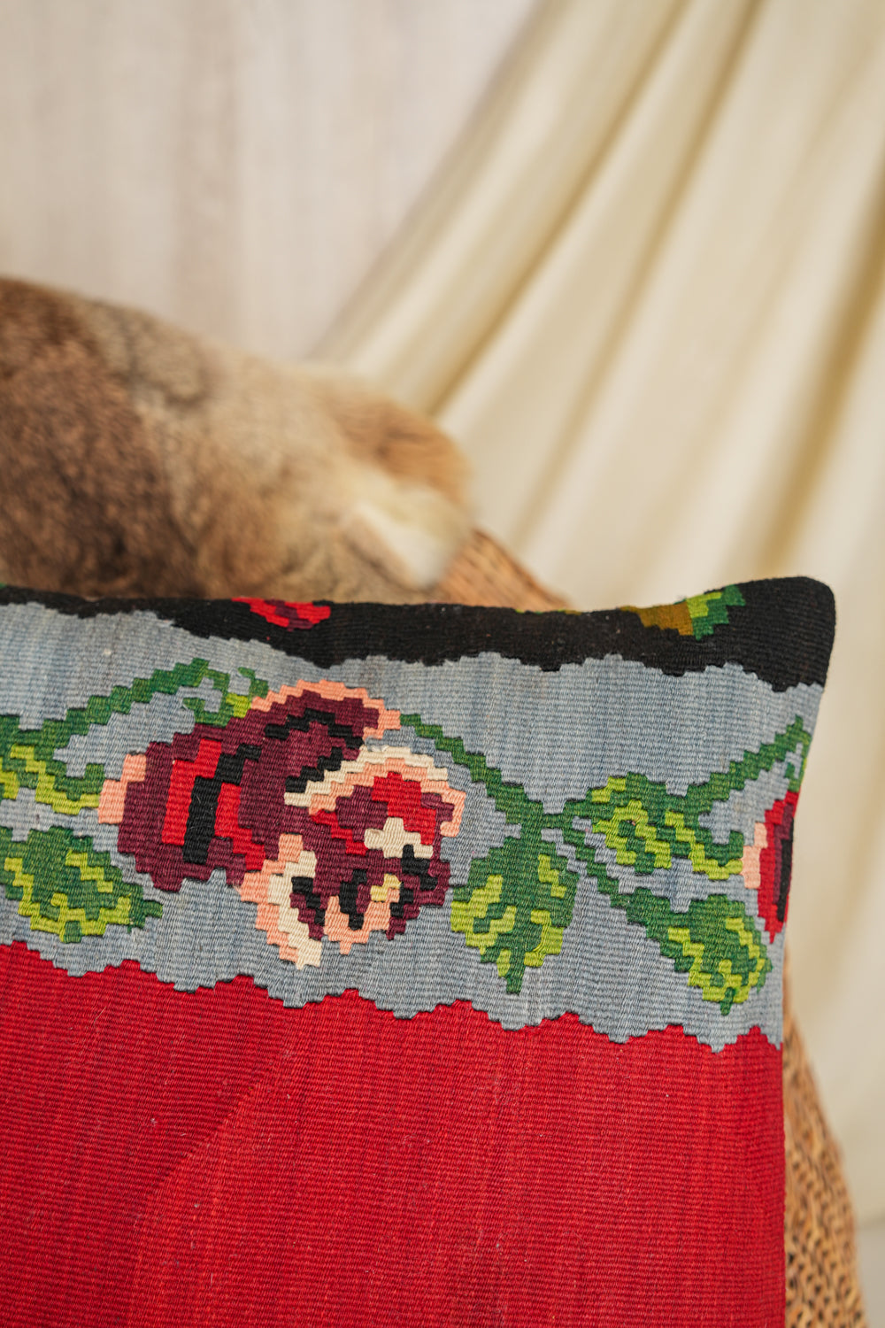 Vintage Turkish Kilim Cushion Cover 1'8" X 1'8"